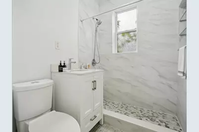 452 Avenue E #4, Bayonne, NJ 07002 - Photo 24