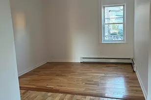 178 Orient St, Bayonne, NJ 07002 - Photo 4