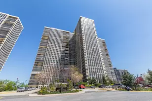 200 Winston Dr, Cliffside Park, NJ 07010 - Photo 34