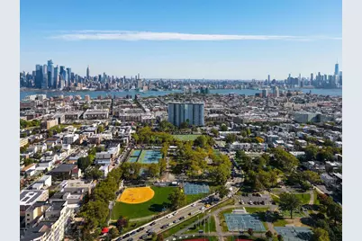 100 Manhattan Ave #910, Union City, NJ 07087 - Photo 30