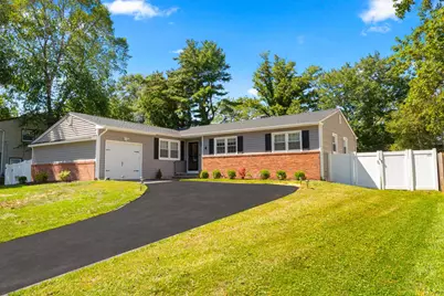 6 Hillsdale Rd, Lawrence Township, NJ 08648 - Photo 2