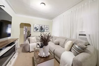 530 57th St, West New York, NJ 07093 - Photo 6