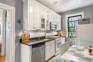 150 37th St, Union City, NJ 07087 - Photo 4