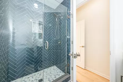 38 Zabriskie St #2L, Jersey City, NJ 07307 - Photo 8