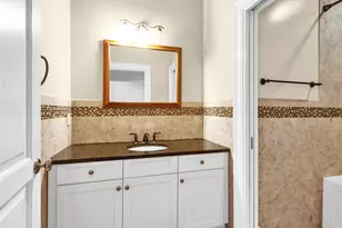 17 Moorings Ln, Edgewater, NJ 07020 - Photo 32