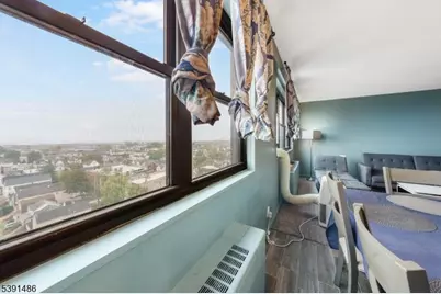 1225 Kennedy Blvd #14J, Bayonne, NJ 07002 - Photo 4