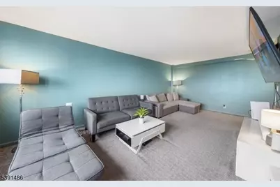 1225 Kennedy Blvd #14J, Bayonne, NJ 07002 - Photo 2