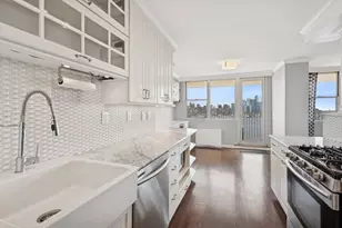6040 Blvd E, West New York, NJ 07093 - Photo 10