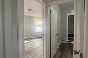 40 Wegman Pkwy, Jersey City, NJ 07305 - Photo 4