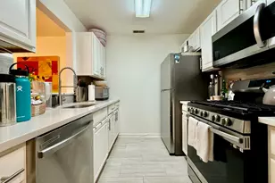 267 Gates Ave, Jersey City, NJ 07305 - Photo 6