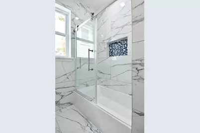 92 West 6th St, Bayonne, NJ 07002 - Photo 22