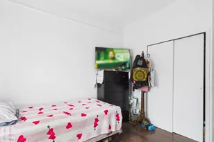 61 65th St, West New York, NJ 07093 - Photo 4