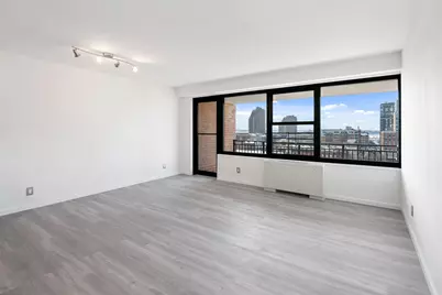 135 Montgomery St #10e, Jersey City, NJ 07302 - Photo 4