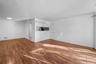 47 Dogwood St, Jersey City, NJ 07305 - Photo 6