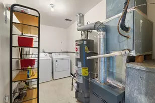 47 Dogwood St, Jersey City, NJ 07305 - Photo 12