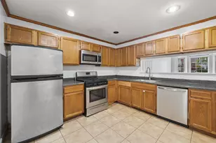 47 Dogwood St, Jersey City, NJ 07305 - Photo 10