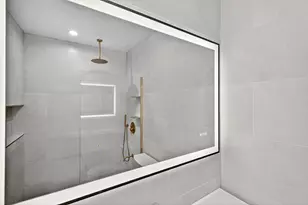 31 Bayview Ave, Jersey City, NJ 07305 - Photo 24