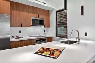 31 Bayview Ave, Jersey City, NJ 07305 - Photo 12