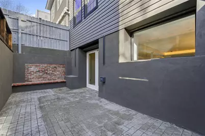 31 Bayview Ave #1, Jersey City, NJ 07305 - Photo 18