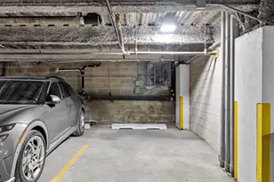 206 Shearwater Ct W, Jersey City, NJ 07305 - Photo 16