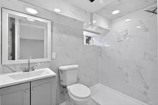 43 Sycamore Rd, Jersey City, NJ 07305 - Photo 12