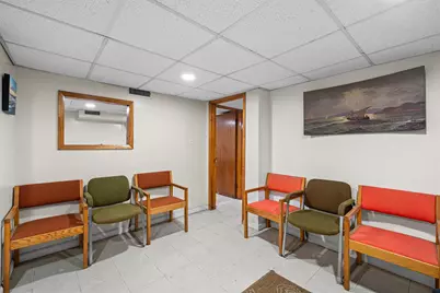 2746 Kennedy Blvd, Jersey City, NJ 07306 - Photo 14