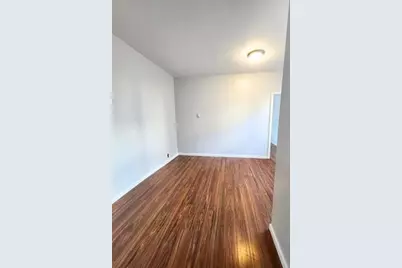 14 Cooper St, Bayonne, NJ 07002 - Photo 4