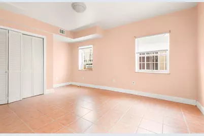 215 South St, Jersey City, NJ 07307 - Photo 28