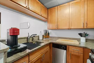 187 Wayne St, Jersey City, NJ 07302 - Photo 8