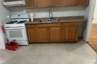 89 W 21st St, Bayonne, NJ 07002 - Photo 2