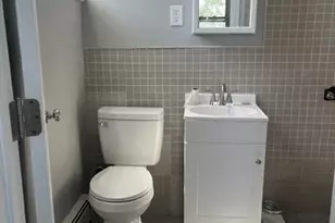 645 Jefferson St, Jersey City, NJ 07307 - Photo 8