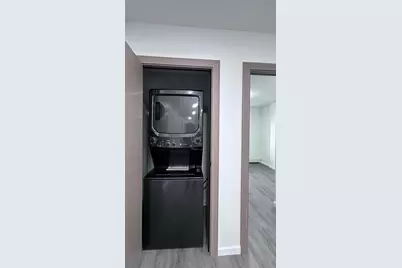 213 Woodward St #4, Jersey City, NJ 07304 - Photo 8