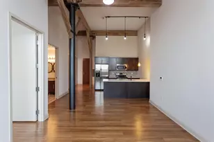 154 Ave E, Jersey City, NJ 07002 - Photo 4