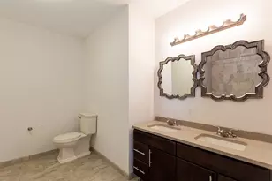 154 Ave E, Jersey City, NJ 07002 - Photo 10