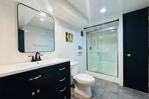 16 Briarwood Rd, Jersey City, NJ 07305 - Photo 4