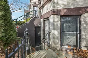 162 Fairview Ave, Jersey City, NJ 07304 - Photo 22