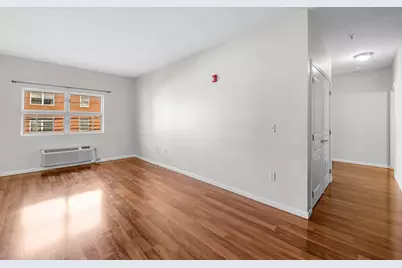 845 Newark Ave #3B, Jersey City, NJ 07306 - Photo 4