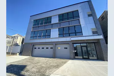128 Kennedy Blvd #302, Bayonne, NJ 07002 - Photo 1