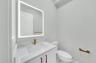 26 Clinton Ave, Jersey City, NJ 07304 - Photo 4