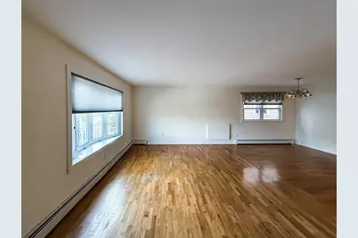 513 Avenue C #1, Bayonne, NJ 07002 - Photo 4