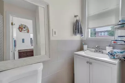 709 10th St, Union City, NJ 07087 - Photo 10