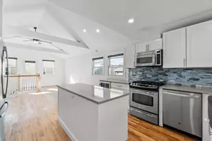 158 Wayne St, Jersey City, NJ 07302 - Photo 2