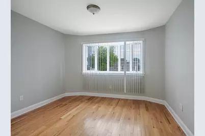 71 West 54th St, Bayonne, NJ 07002 - Photo 6