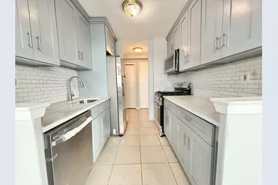 1225 Kennedy Blvd #5E, Bayonne, NJ 07002 - Photo 8