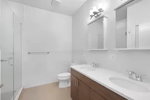 136 Oakland Ave, Jersey City, NJ 07306 - Photo 8