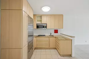 7000 Blvd E, Guttenberg, NJ 07093 - Photo 2