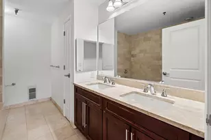 30 Freedom Way, Jersey City, NJ 07305 - Photo 18