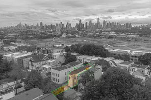 107 Randolph Ave, Jersey City, NJ 07035 - Photo 4