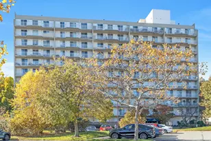 1077 River Rd, Edgewater, NJ 07020 - Photo 32