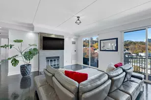 1077 River Rd, Edgewater, NJ 07020 - Photo 6